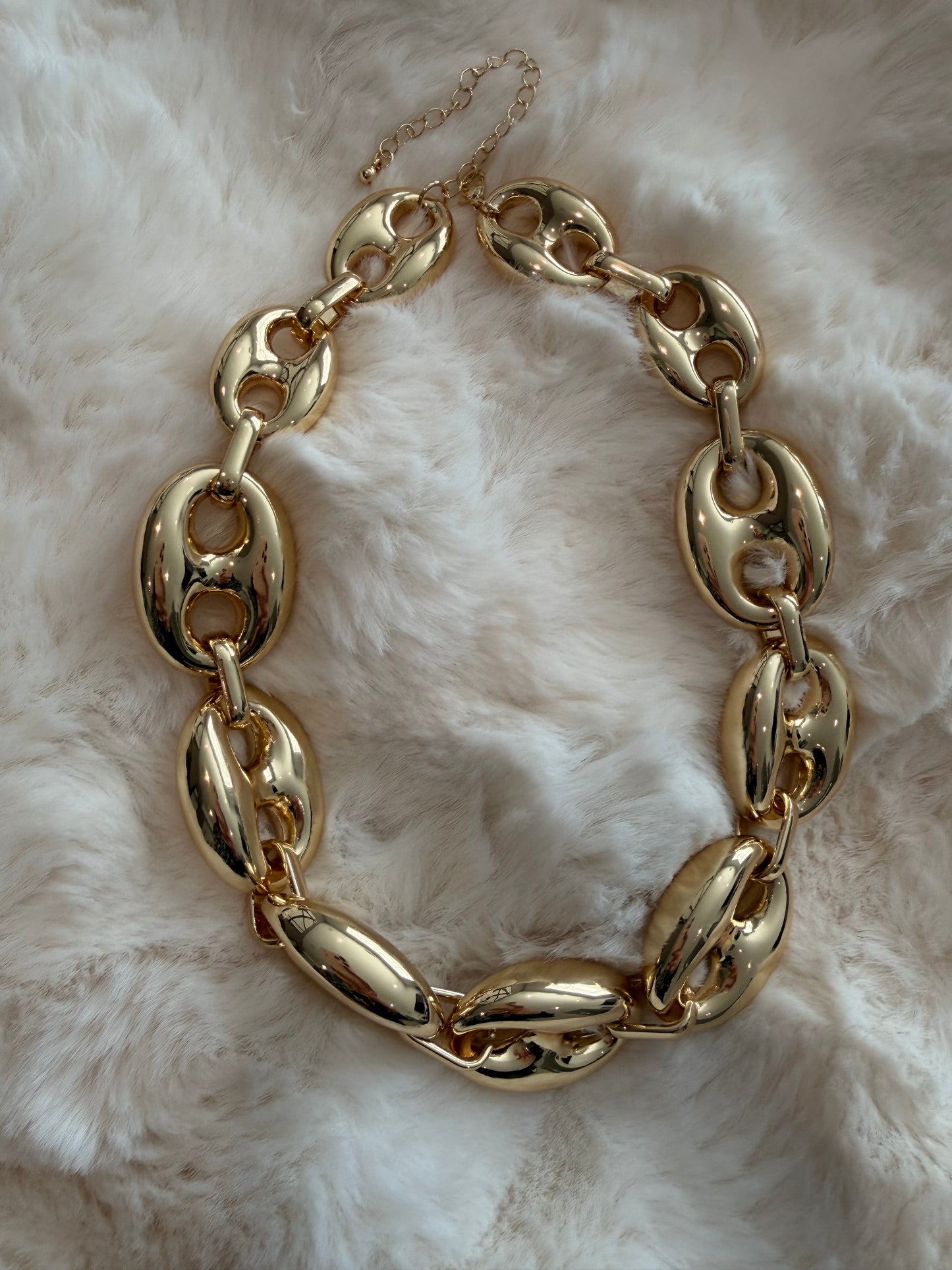 Been Puffy Gold Necklace