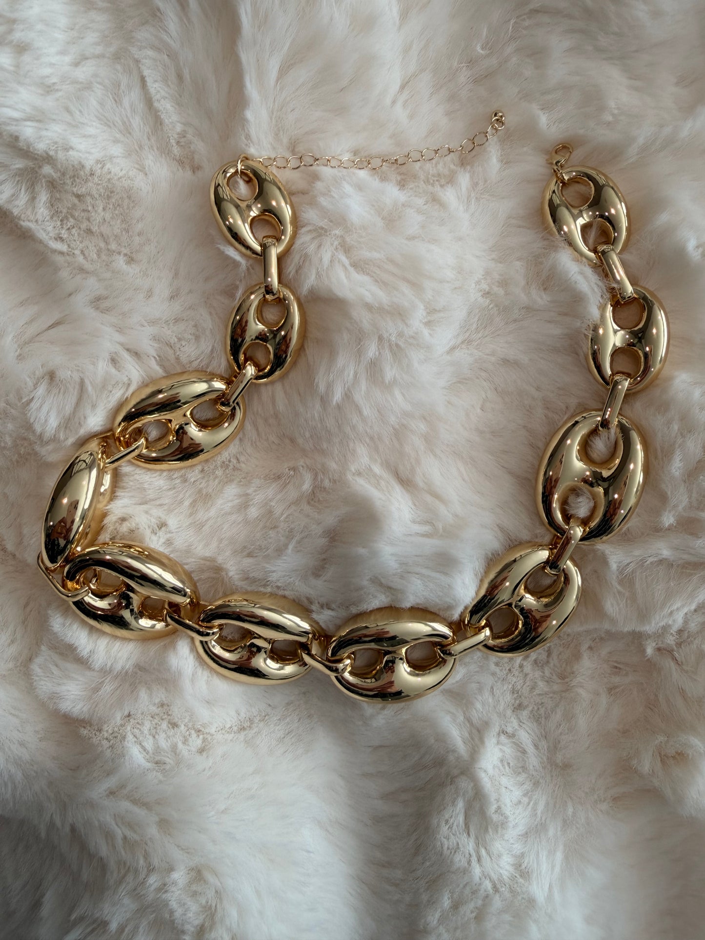 Been Puffy Gold Necklace